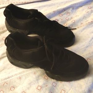♠️BLOCH black dance sneakers - Size 10 - worn a couple times. Equals 8.5
